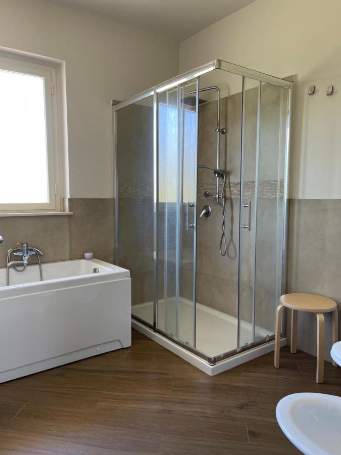 מסקלי Mb Giurati Suites מראה חיצוני תמונה